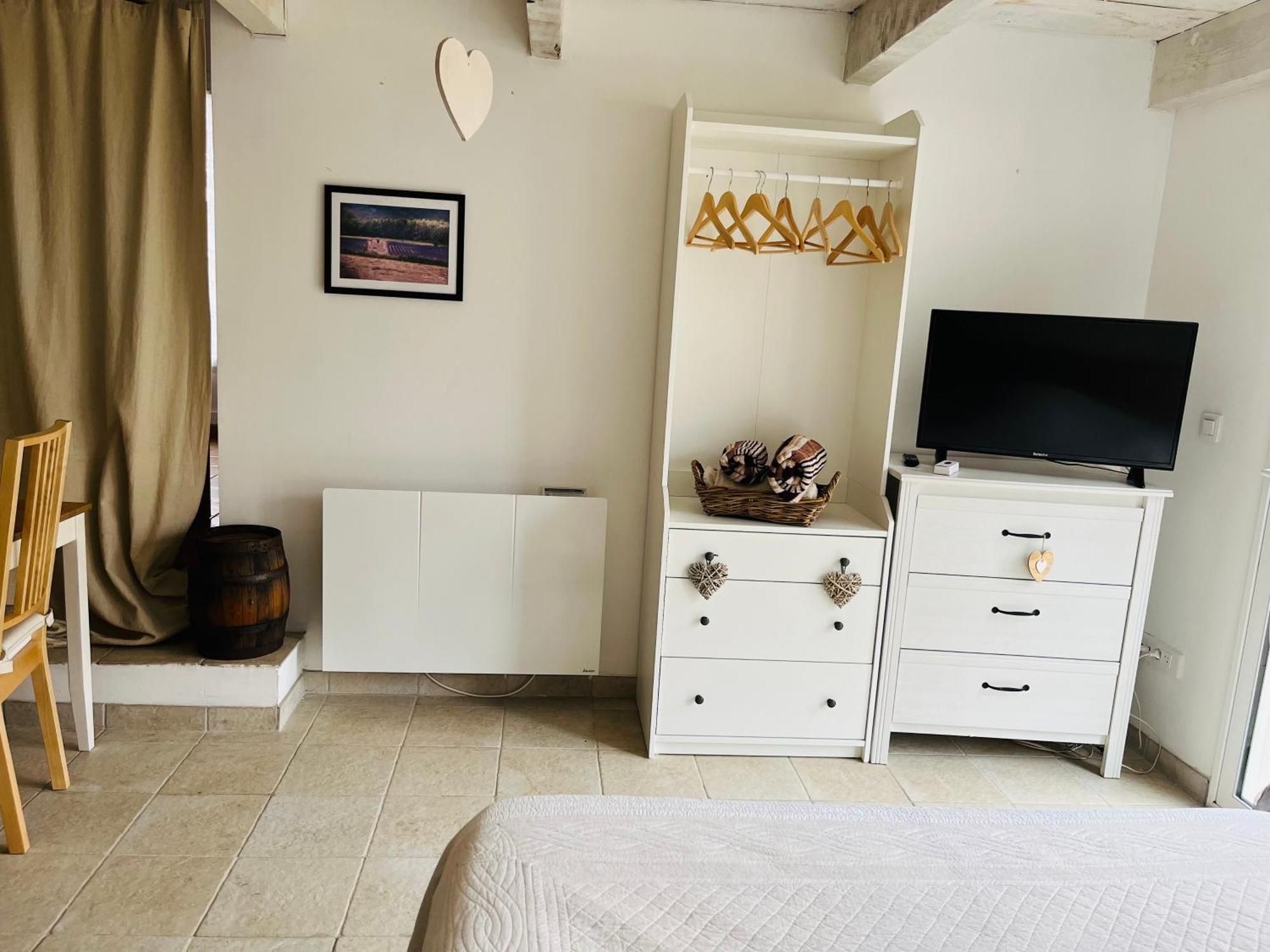 Chez Nous Hotel Merindol Ngoại thất bức ảnh