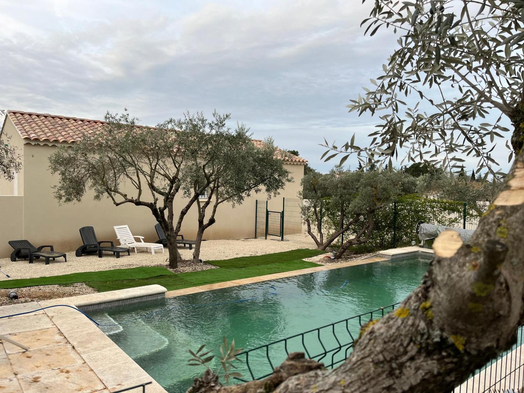 Chez Nous Hotel Merindol Ngoại thất bức ảnh
